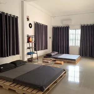 https://the-vinyl-homestay.hotelsvungtau.com