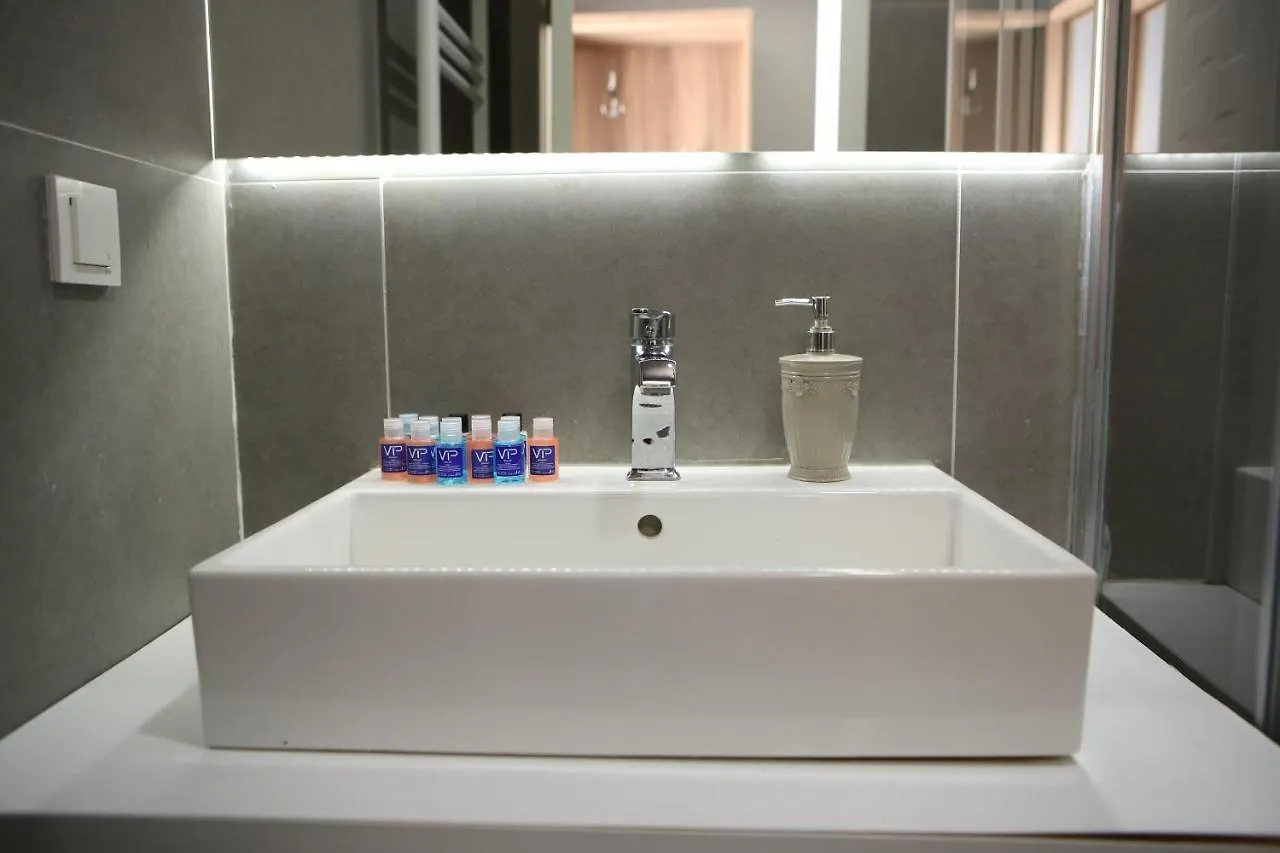 Lily Airport Otel Arnavutkoy