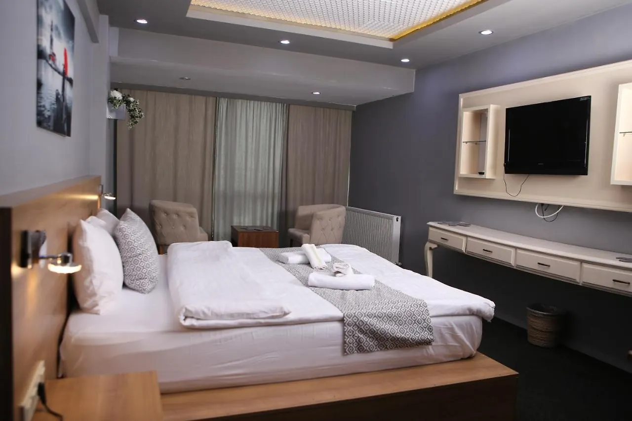 Alojamento de Acomodação e Pequeno-almoço Lily Airport Otel Arnavutkoy